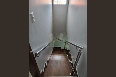 Casa à venda com 125m², 3 quartos e 8 vagas