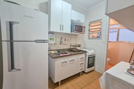 Apartamento para alugar com 2 quartos, 72m² em Jardim Las Palmas, Guarujá