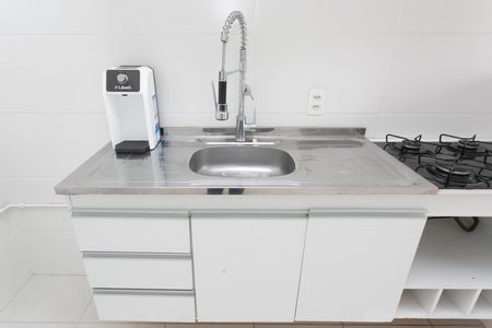 Apartamento à venda com 46m², 2 quartos e sem vagaSala / Cozinha / Pia 