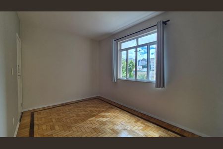 Sala de apartamento para alugar com 3 quartos, 86m² em Cruzeiro, Belo Horizonte