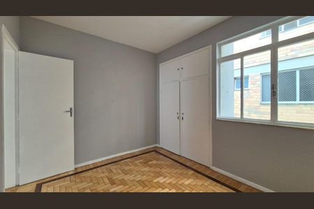 Quarto  de apartamento para alugar com 3 quartos, 86m² em Cruzeiro, Belo Horizonte