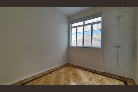 Apartamento para alugar com 86m², 3 quartos e 1 vaga Apartamento para alugar com 86m², 3 quartos e 1 vagaQuarto