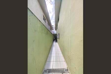 Corredor Lateral de casa à venda com 3 quartos, 171m² em Vila Albertina, São Paulo