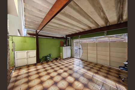 Garagem de casa à venda com 3 quartos, 171m² em Vila Albertina, São Paulo