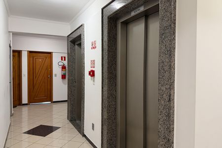 Área comum de apartamento para alugar com 1 quarto, 60m² em Embaré, Santos