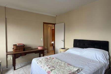 Quarto de apartamento para alugar com 1 quarto, 60m² em Embaré, Santos