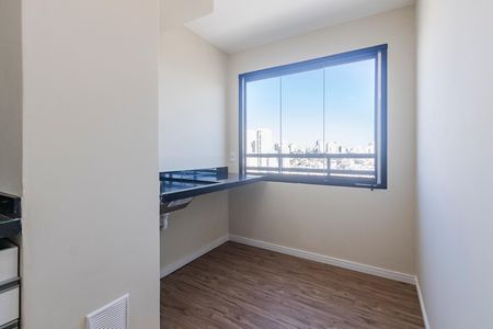 Varanda de apartamento para alugar com 2 quartos, 28m² em Jardim Aeroporto, São Paulo