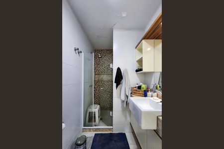 Apartamento à venda com 61m², 2 quartos e 1 vaga Apartamento à venda com 61m², 2 quartos e 1 vagaBanheiro