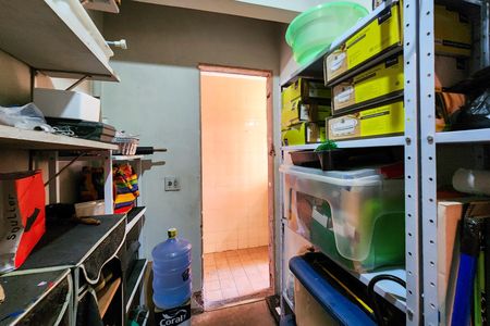 Apartamento à venda com 61m², 2 quartos e 1 vaga Apartamento à venda com 61m², 2 quartos e 1 vagaQuarto de Serviço