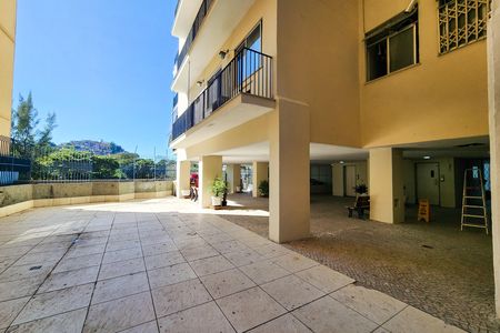 Apartamento à venda com 61m², 2 quartos e 1 vaga Apartamento à venda com 61m², 2 quartos e 1 vagaÁrea Comum