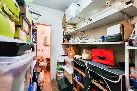 Apartamento à venda com 61m², 2 quartos e 1 vaga Apartamento à venda com 61m², 2 quartos e 1 vagaQuarto de Serviço