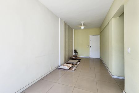 Apartamento à venda com 61m², 2 quartos e 1 vaga Apartamento à venda com 61m², 2 quartos e 1 vagaSala