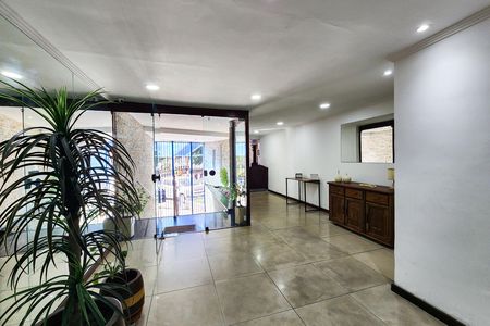 Apartamento à venda com 61m², 2 quartos e 1 vaga Apartamento à venda com 61m², 2 quartos e 1 vagaÁrea Comum
