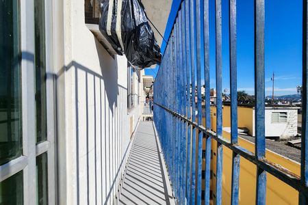 Apartamento à venda com 61m², 2 quartos e 1 vaga Apartamento à venda com 61m², 2 quartos e 1 vagaVaranda