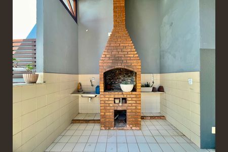 Casa para alugar com 5 quartos, 380m² em Palmares, Belo Horizonte