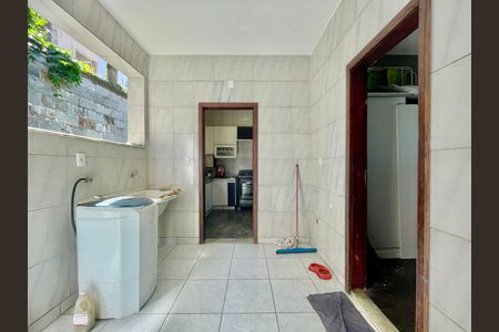 Casa para alugar com 380m², 5 quartos e 4 vagas