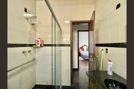 Casa para alugar com 380m², 5 quartos e 4 vagas