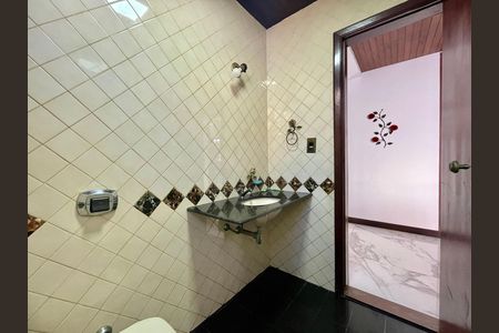 Casa para alugar com 380m², 5 quartos e 4 vagas