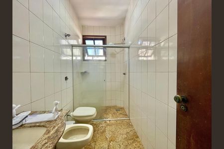 Casa para alugar com 380m², 5 quartos e 4 vagas
