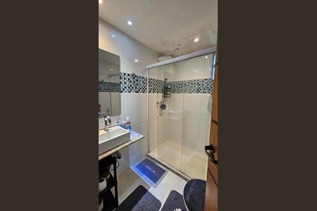 Casa para alugar com 200m², 2 quartos e 2 vagas Casa para alugar com 200m², 2 quartos e 2 vagasBanheiro da Suíte 1