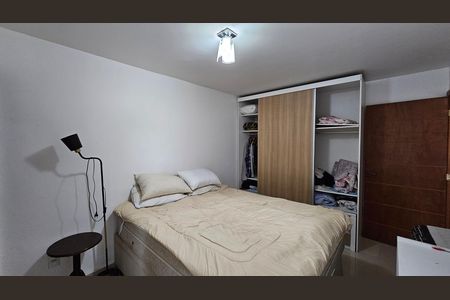 Casa para alugar com 200m², 2 quartos e 2 vagas Casa para alugar com 200m², 2 quartos e 2 vagasSuíte 1