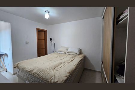 Casa para alugar com 200m², 2 quartos e 2 vagas Casa para alugar com 200m², 2 quartos e 2 vagasSuíte 1