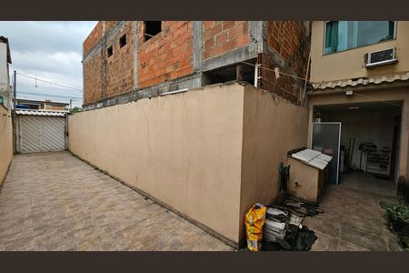 Garagem  de casa para alugar com 2 quartos, 200m² em Austin, Nova Iguaçu