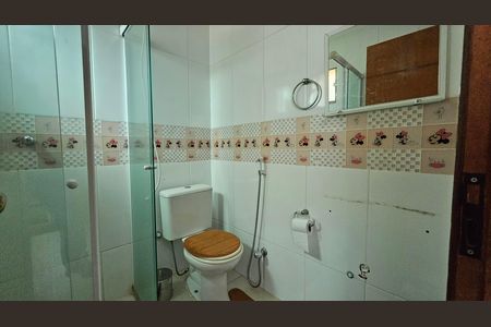 Casa para alugar com 200m², 2 quartos e 2 vagas Casa para alugar com 200m², 2 quartos e 2 vagasBanheiro da Suíte 2