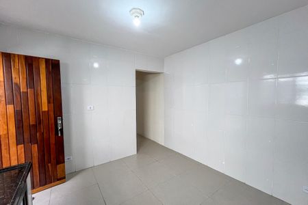 Cozinha de casa para alugar com 2 quartos, 160m² em Jardim Sao Saverio, São Paulo