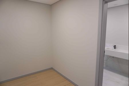 Casa de condomínio à venda com 309m², 4 quartos e 4 vagasCloset da suite 4
