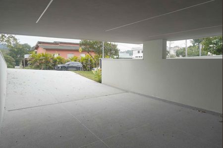 Casa de condomínio à venda com 309m², 4 quartos e 4 vagasGaragem