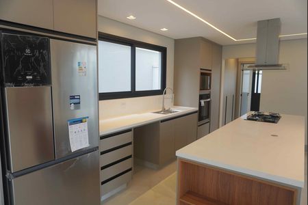 Casa de condomínio à venda com 309m², 4 quartos e 4 vagasCozinha