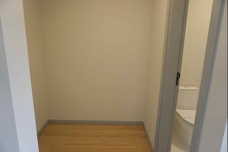 Casa de condomínio à venda com 309m², 4 quartos e 4 vagasCloset da suíte 1