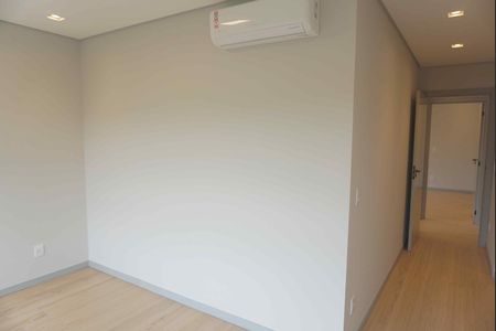 Casa de condomínio à venda com 309m², 4 quartos e 4 vagasSuite 2