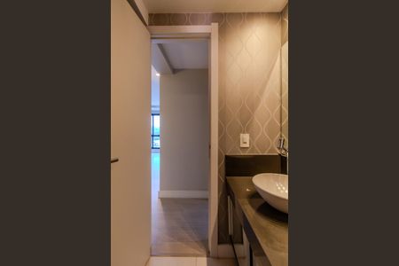 Lavabo de apartamento para alugar com 3 quartos, 100m² em Cristal, Porto Alegre