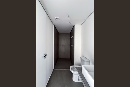 Banheiro de kitnet/studio à venda com 1 quarto, 45m² em Jardim Analia Franco, São Paulo