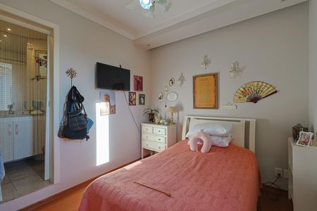 Apartamento à venda com 2 quartos, 70m² em Floresta, Belo Horizonte