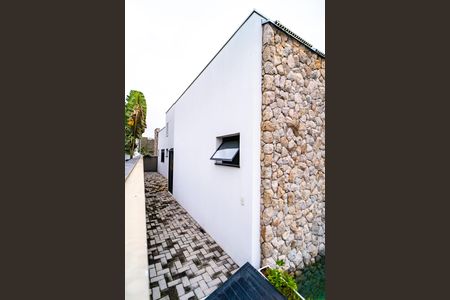 Casa de condomínio para alugar com 242m², 4 quartos e 4 vagasQuintal