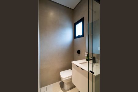 Casa de condomínio para alugar com 242m², 4 quartos e 4 vagasBanheiro da Suíte 4