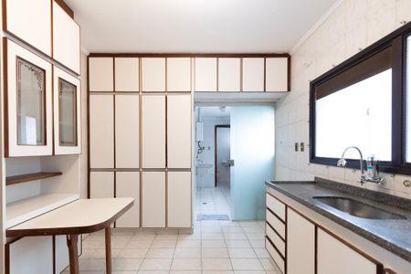 Apartamento para alugar com 103m², 3 quartos e 2 vagas