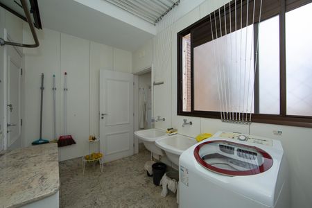 AREA DE SERVICO de apartamento à venda com 4 quartos, 406m² em Belvedere, Belo Horizonte