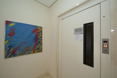 HALL DO ANDAR de apartamento à venda com 4 quartos, 406m² em Belvedere, Belo Horizonte