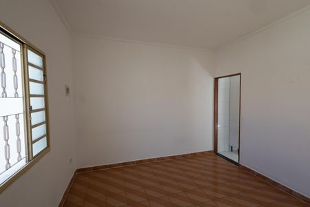Casa para alugar com 1 quarto, 92m² em Jardim Santa Marina, Jacareí