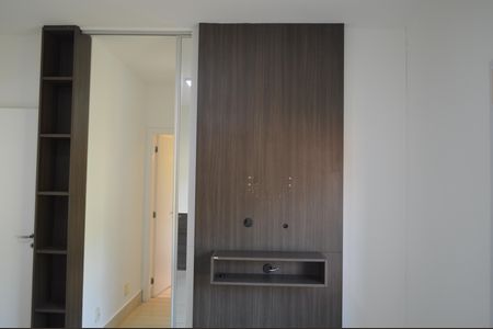 Casa de condomínio para alugar com 222m², 3 quartos e 4 vagasSuíte