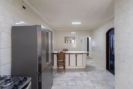 Casa para alugar com 438m², 3 quartos e 4 vagasCozinha