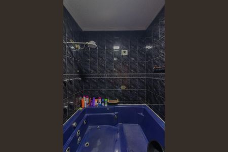 Casa para alugar com 438m², 3 quartos e 4 vagasBanheiro Suíte