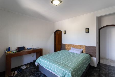Casa para alugar com 438m², 3 quartos e 4 vagasSuíte
