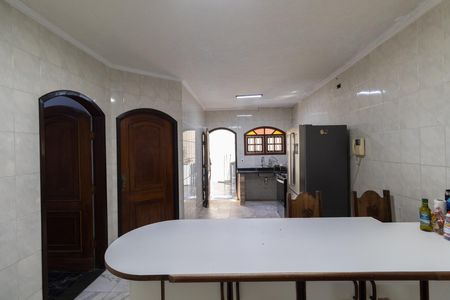 Casa para alugar com 438m², 3 quartos e 4 vagasCozinha