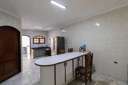 Casa para alugar com 438m², 3 quartos e 4 vagasCozinha