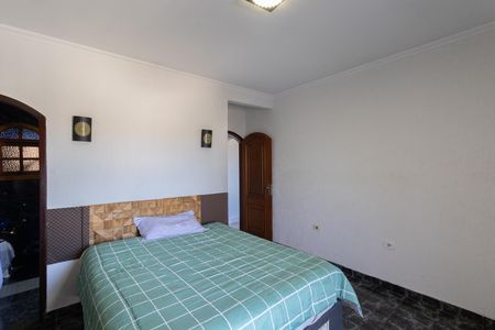 Casa para alugar com 438m², 3 quartos e 4 vagasSuíte